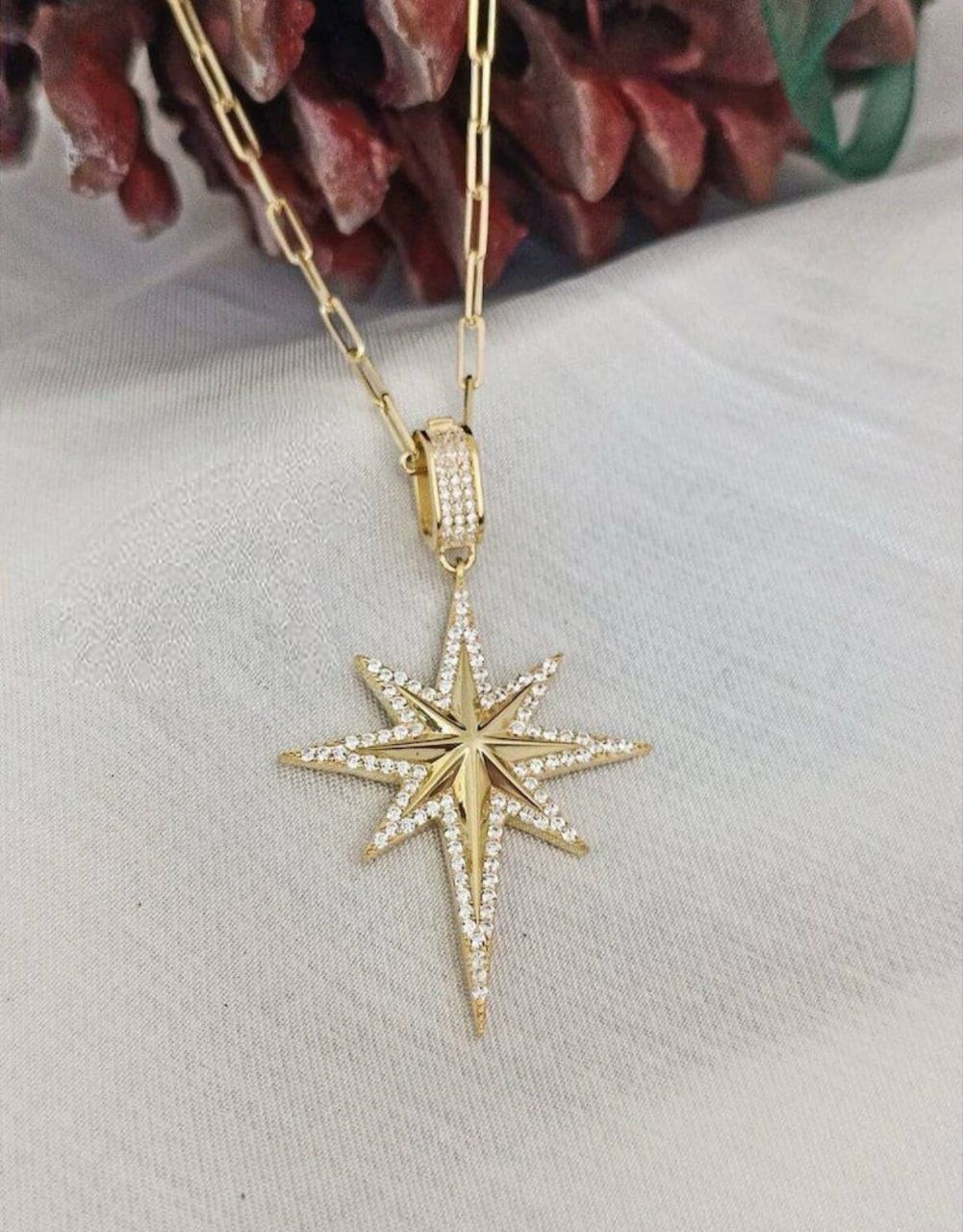 Star zircon necklace