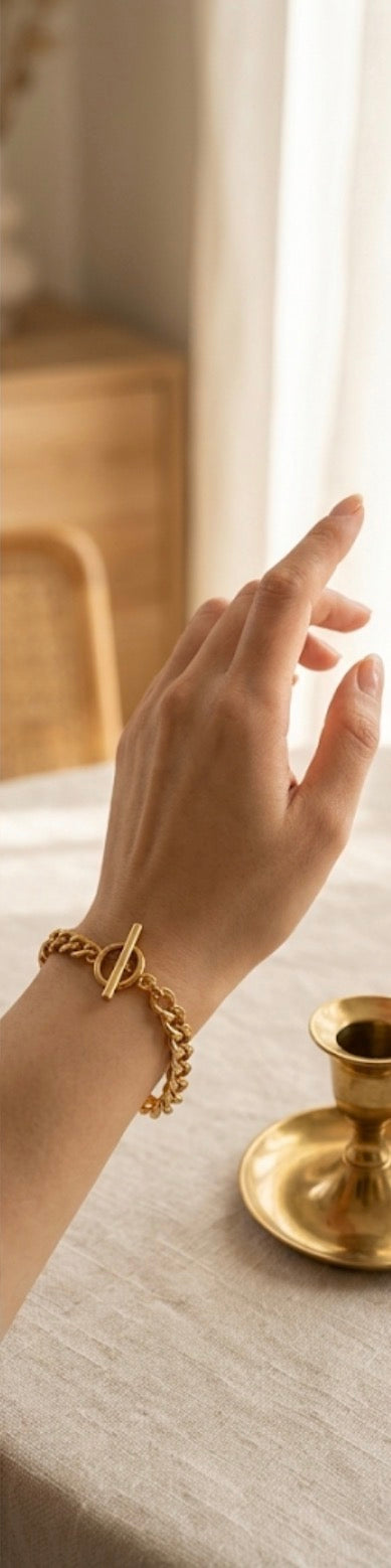 Cuban Link Toggle Bracelet