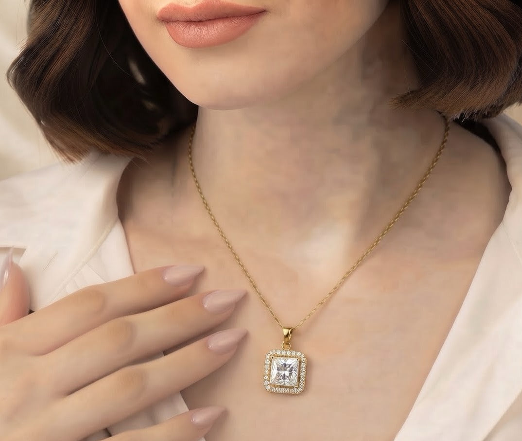 Lazordy Necklace