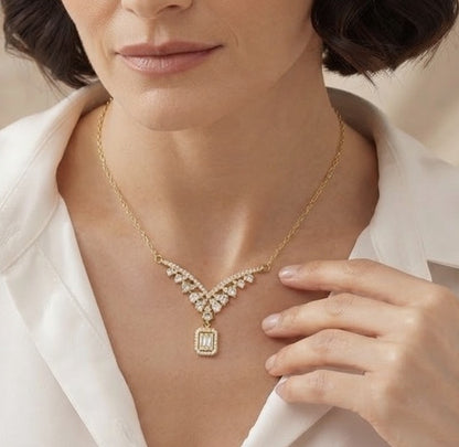 Zircon color necklace