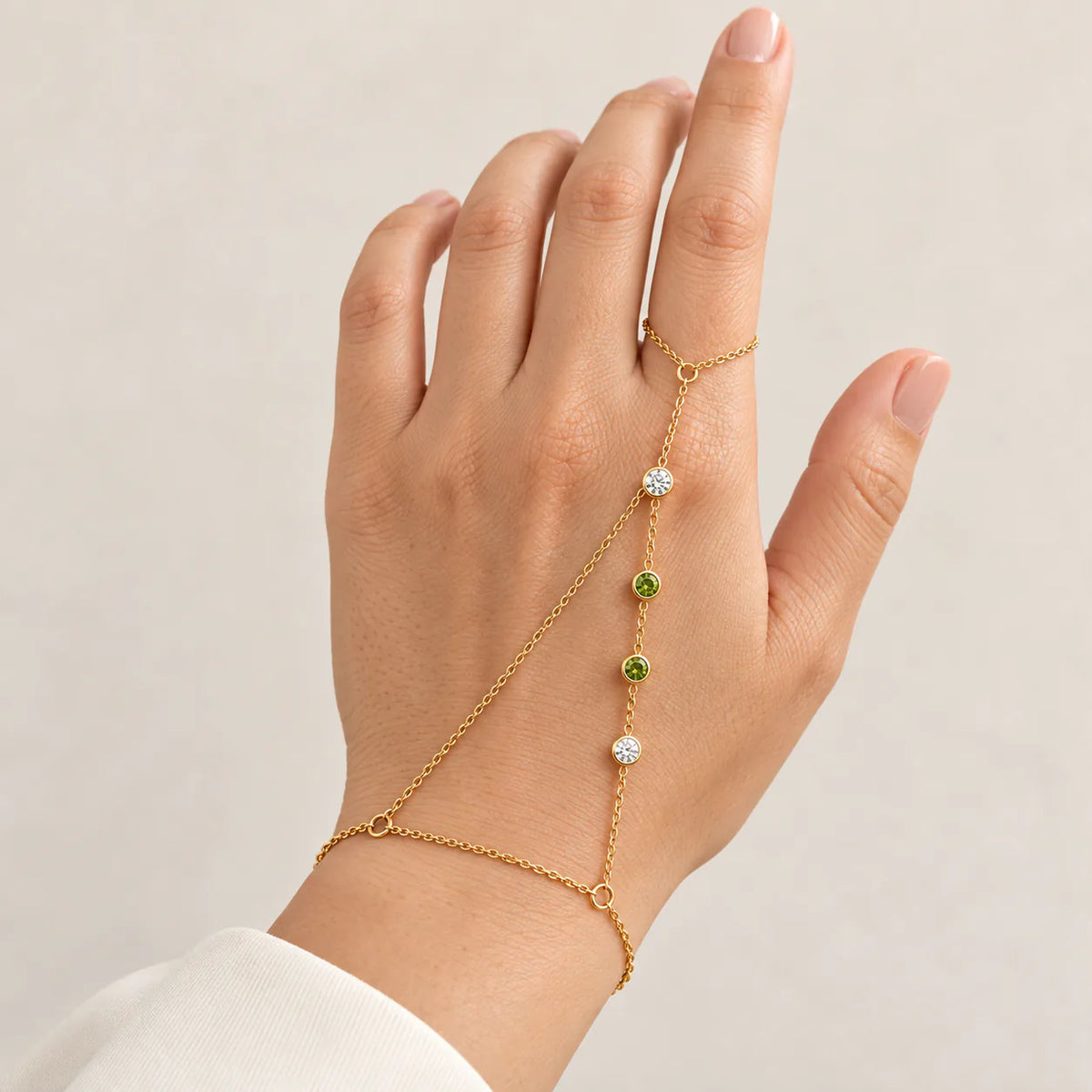 Circle Strus Handchain - on model
