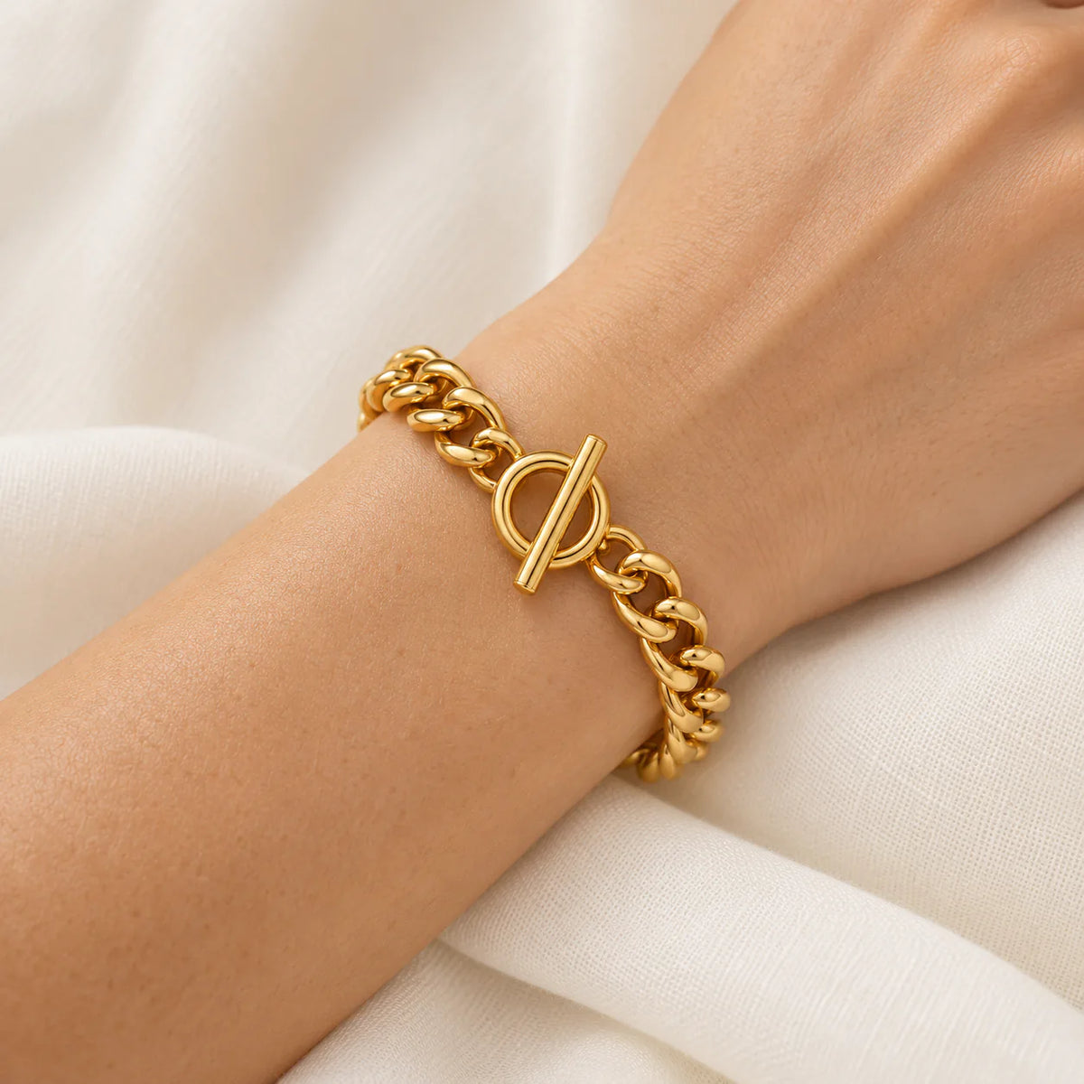 Cuban Link Toggle Bracelet - on model