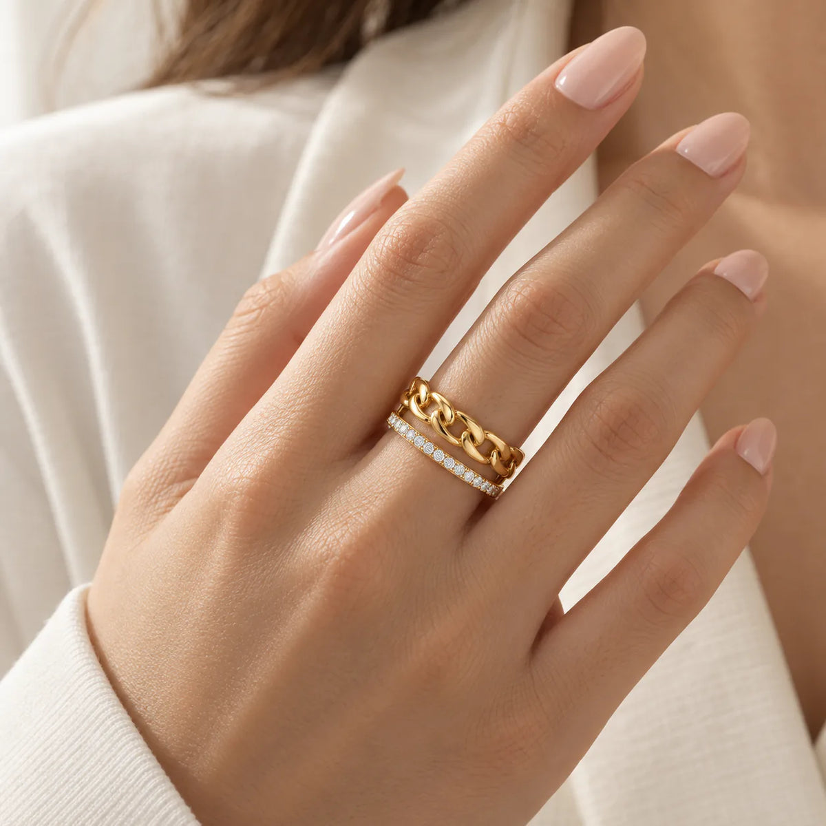 The Halo Chain Ring ( Free Size ) - on model