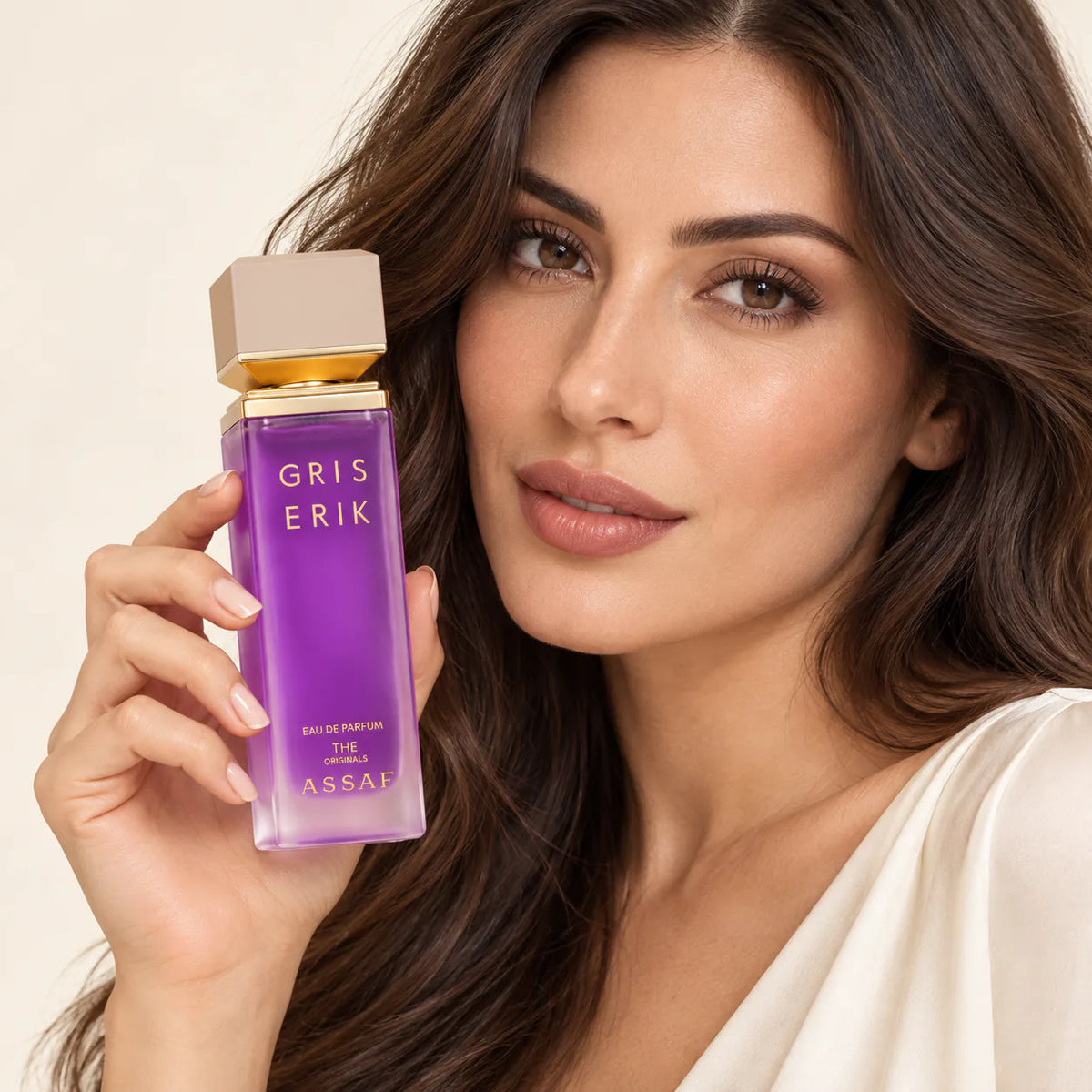 Gris Eris - 100 ml - Mirror Version - on model